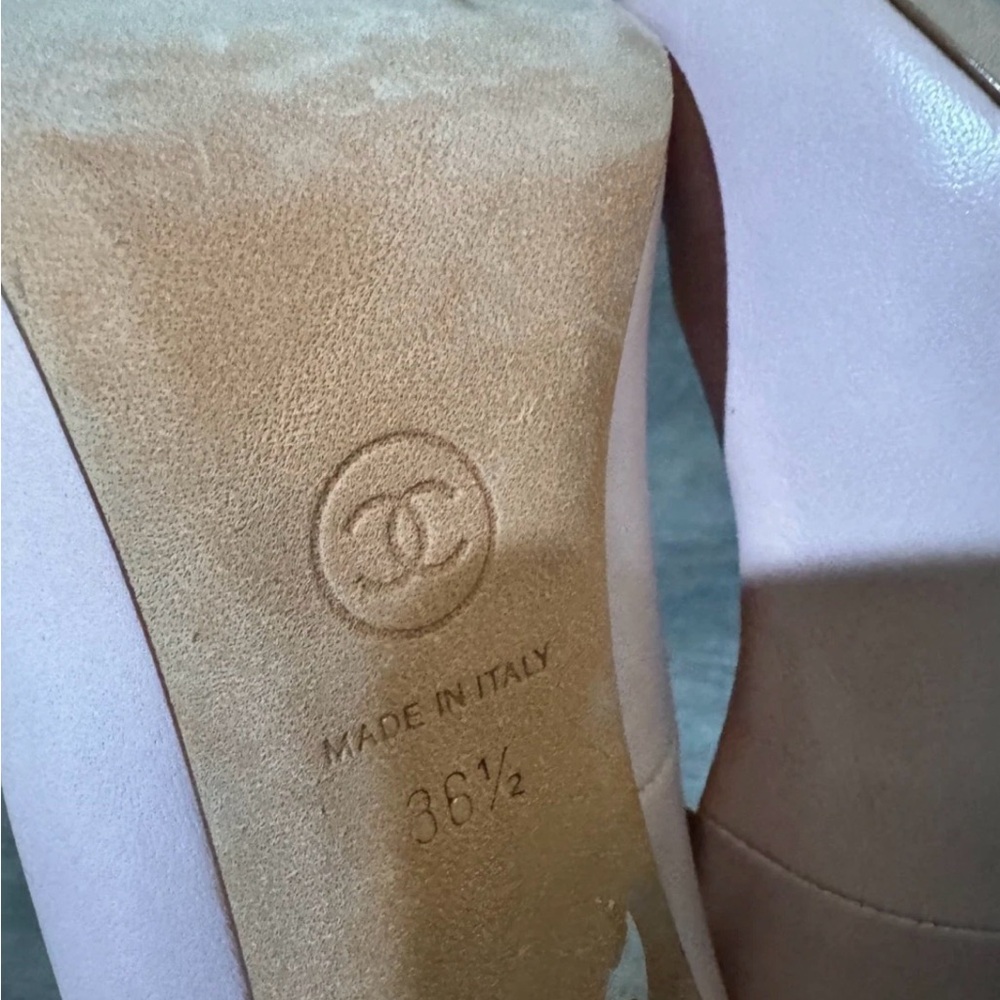 Chanel Pink Blush shoes Size 36.5 Leather CC Open Toe Pearl Heel Pumps - Picture 10 of 10